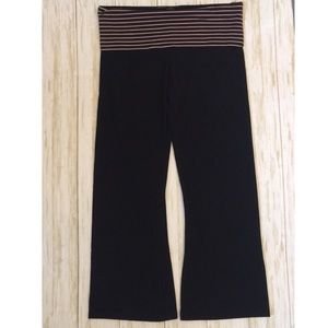 Victoria’s Secret Cropped Yoga Capris